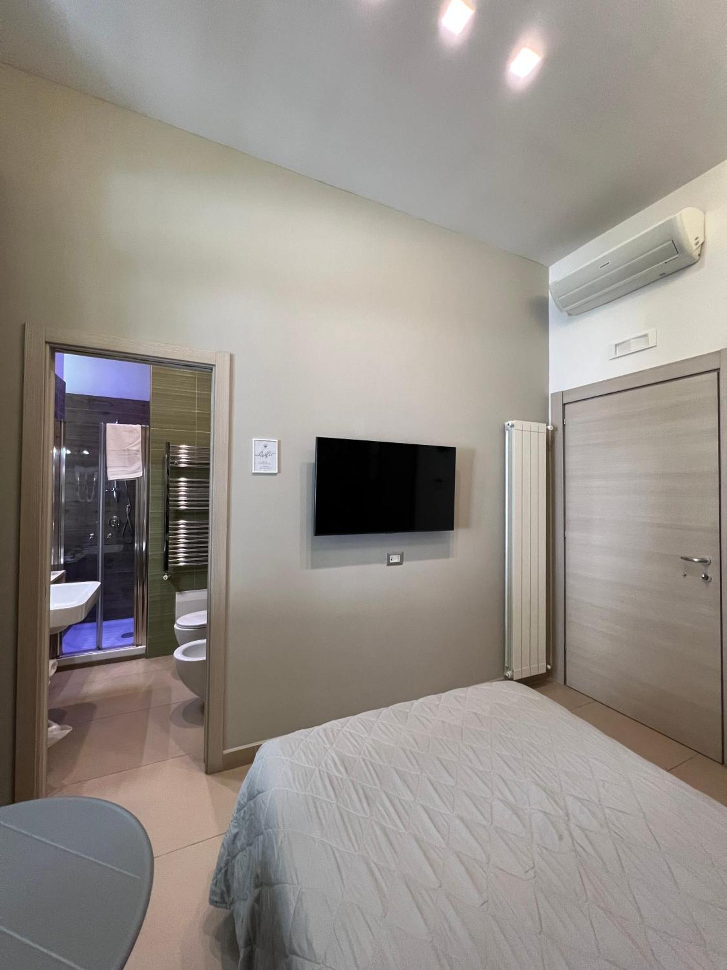 Couette-café Wanda 2*